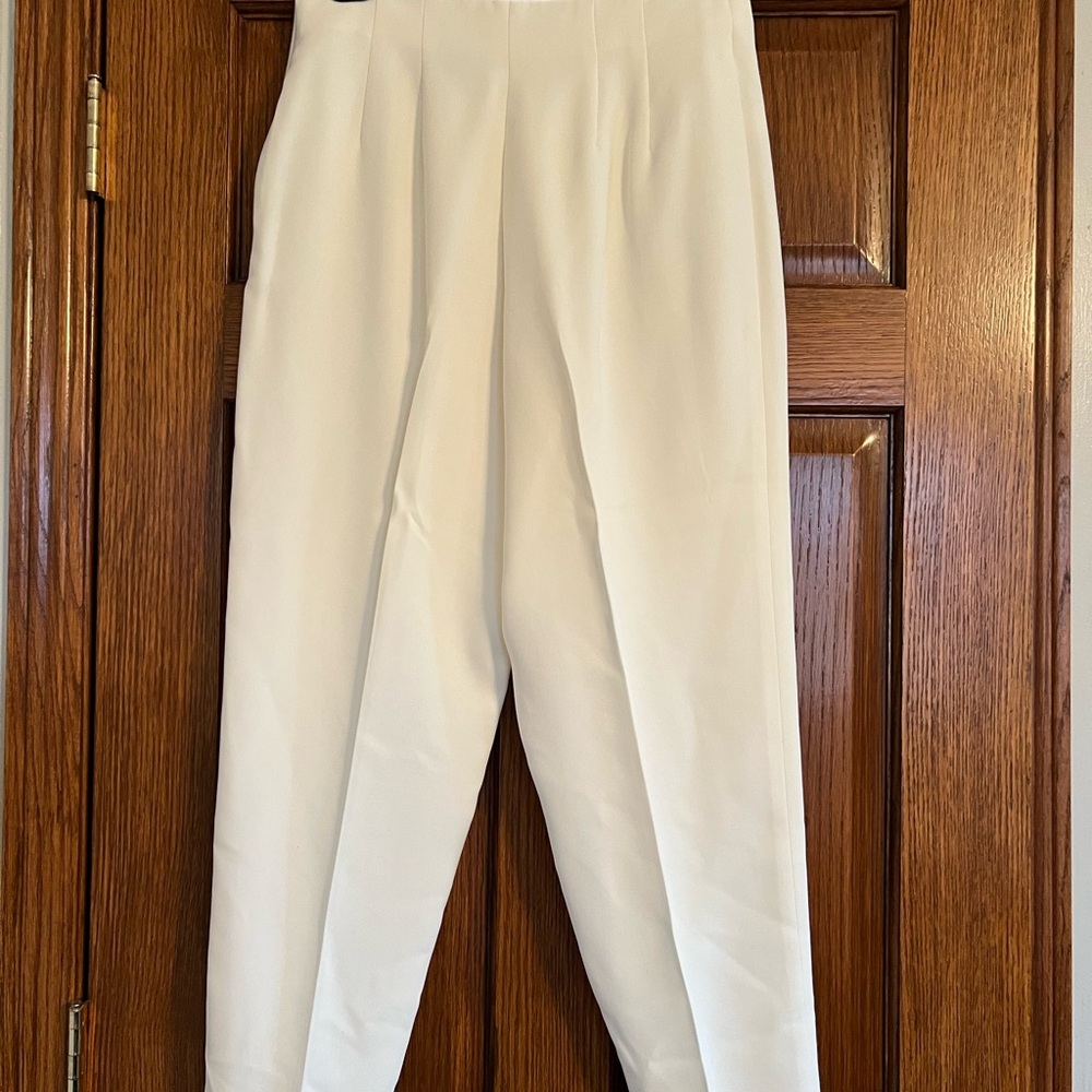 Dana Bachman Petite 8 Vintage Pants Off White Fully Lined Side Zipper Hook Close
